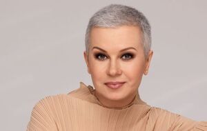 Мазур: Преодолев болезнь, можно остаться интересной и красивой женщиной