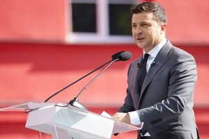 Согласно тексту петиции, Зеленский не задекларировал 5,1 млн грн доходов от ценных бумаг