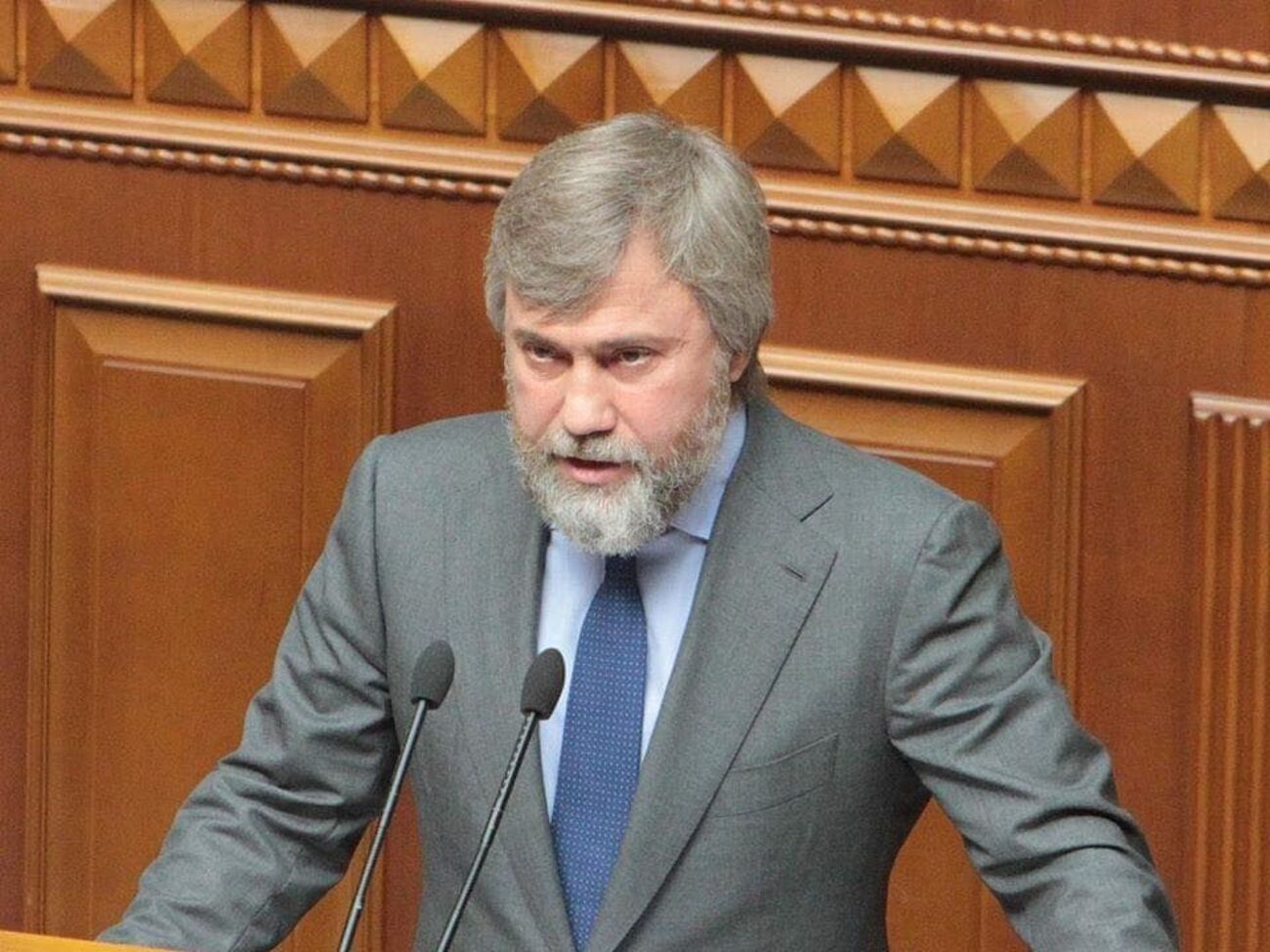 Новинський: Данілов не відкрито атакує Українську православну церкву, але говорить про якісь "релігійні організації", які ініціюють конференції, форуми і хресні ходи, будучи водночас "інструментом гібридної війни і "русского мира"