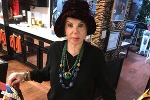 О смерти матери Сталлоне американское издание сообщило 21 сентября