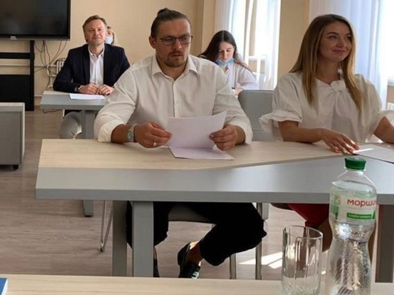 Усик (на переднем плане) ездил сдавать экзамены с Данилевичем