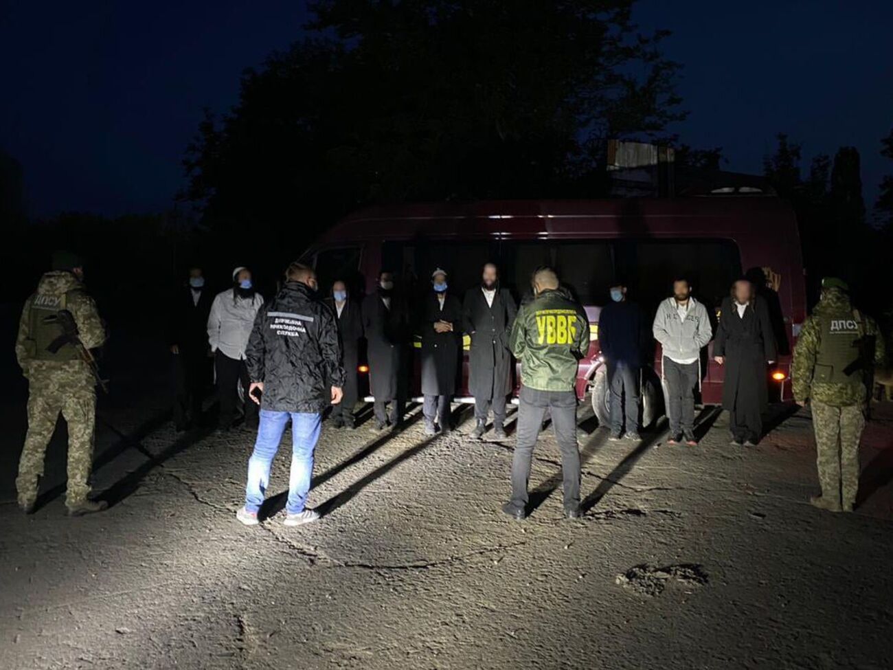 Украинские правоохранители задержали 11 иностранных граждан