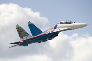 Винищувач упав у лісовій місцевості, руйнувань і жертв на землі немає