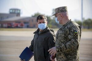 Зеленский: На пути к миру должно быть движение двух сторон
