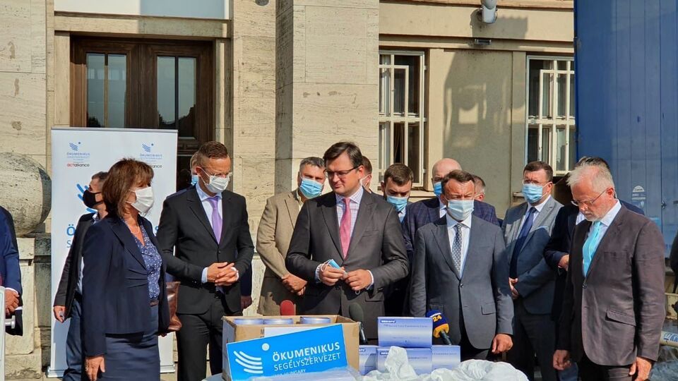 Кулеба: Закон "Об образовании" в части обучения для нацменьшинств менять не будем