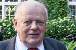 Шушкевич: Лукашенко принес присягу на тайном собрании в преступном мире