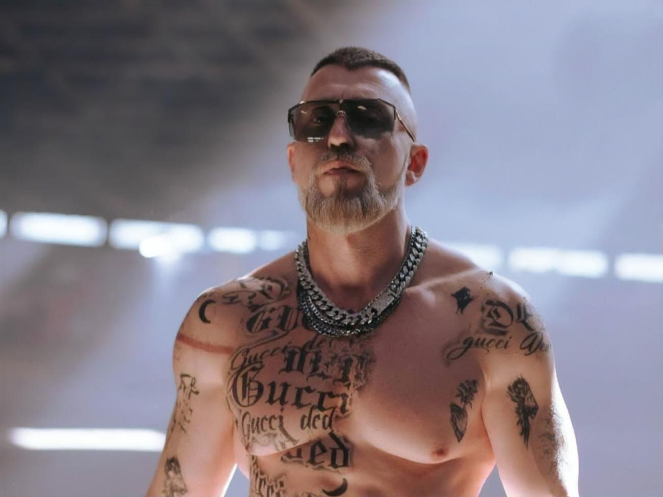 По словам рэпера Сереги, работа над новым видео длилась два месяца