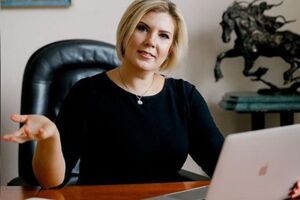 Ирина Одинец: Мы видели, как детективы контактируют в мессенджерах со стороной господина Чумака и его представителя