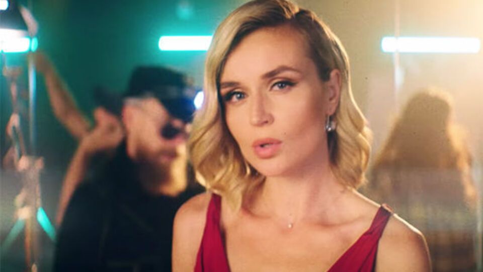 Гагарина: На сцене героиню ждут миллионы, а она ждет единственного