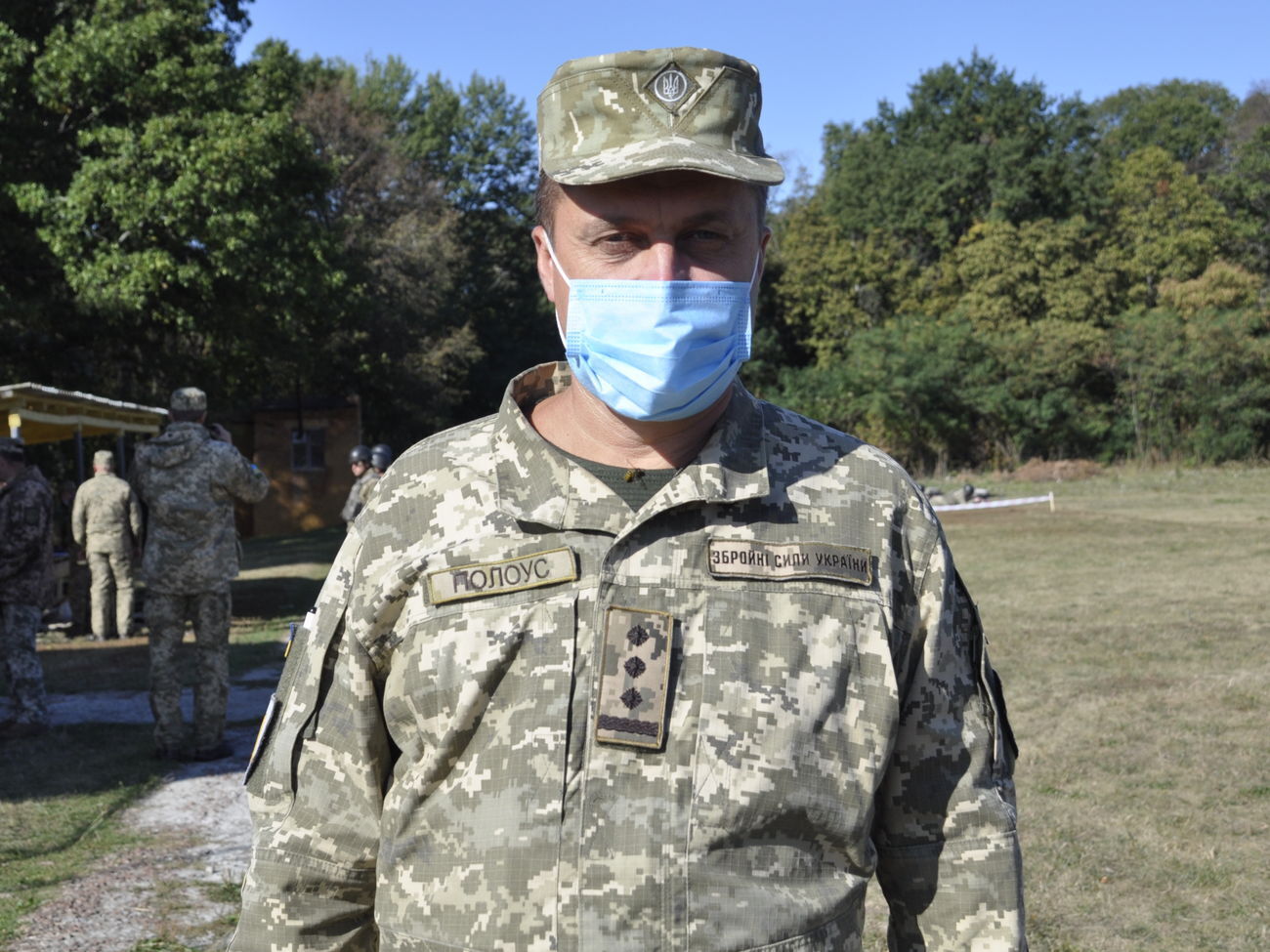 По данным правоохранителей, военного похитили шестеро вооруженных людей