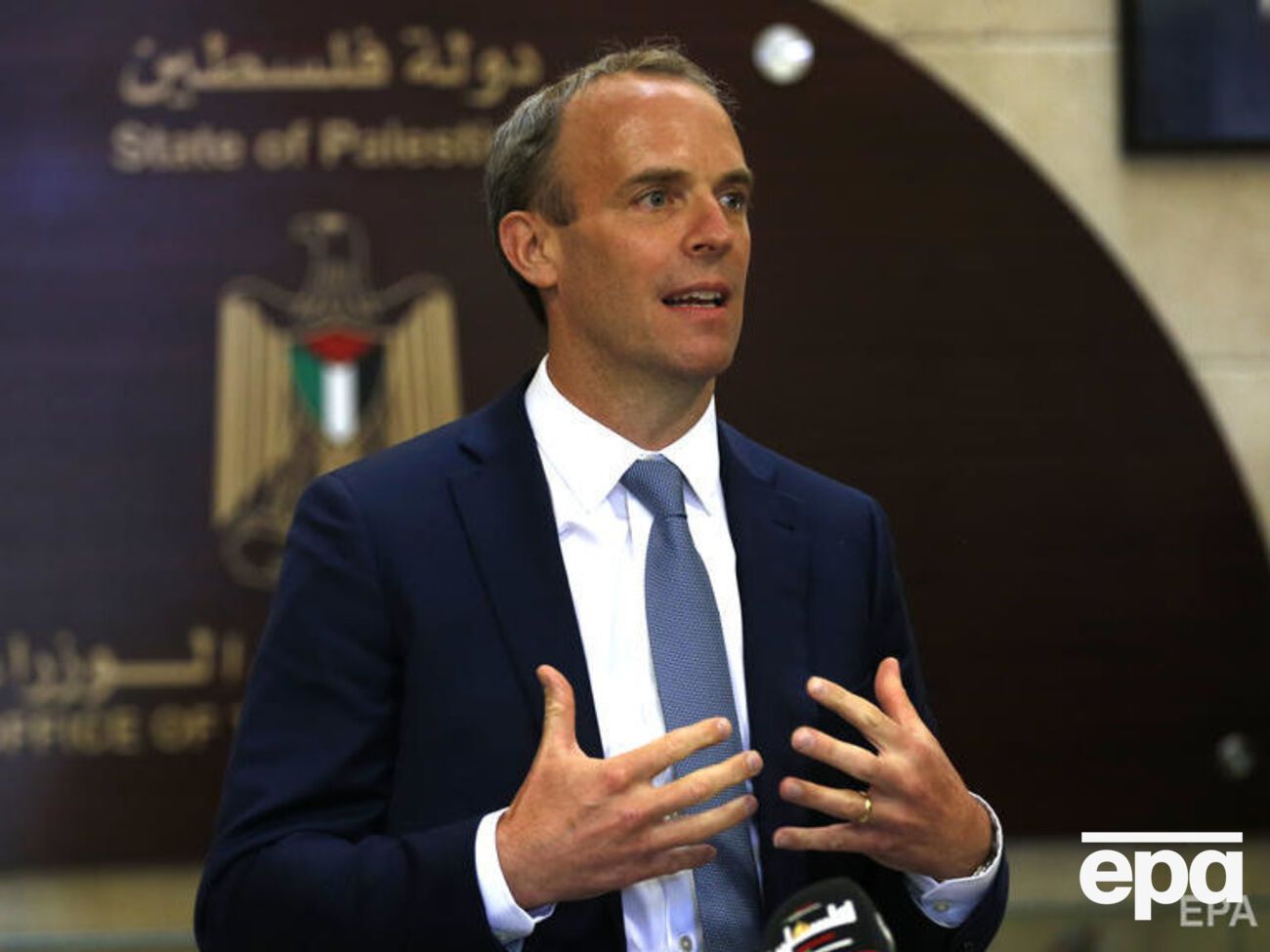 Рааб не уточнил, против кого вводятся санкции