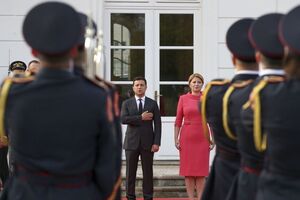 Зеленський: Повернення миру в Україну – це головне моє завдання як президента України