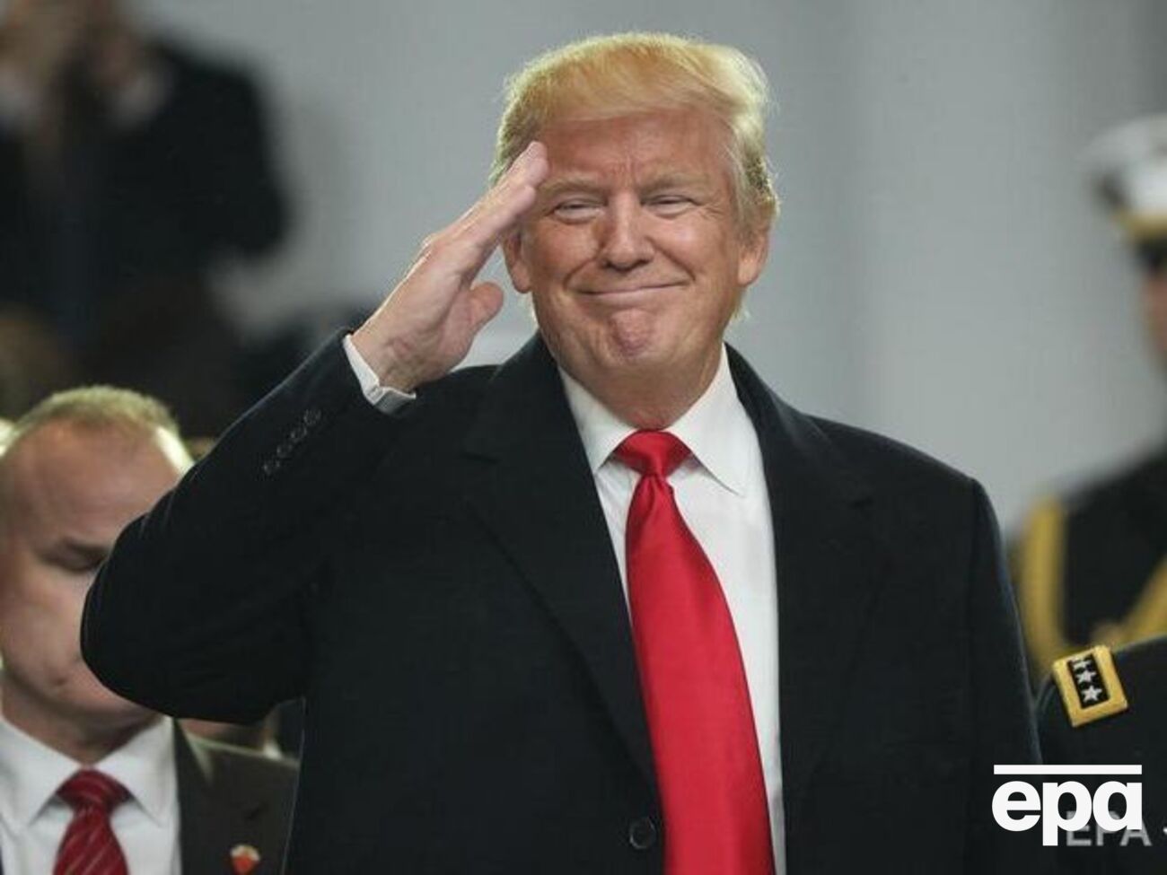 Мэри Трамп написала книгу "Слишком много и никогда не хватает", в которой рассказала о налоговых схемах семьи Трамп