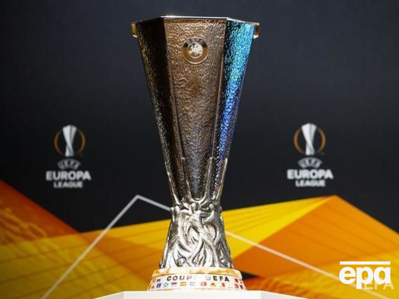 В розыгрыше Лиги Европы остался один украинский клуб