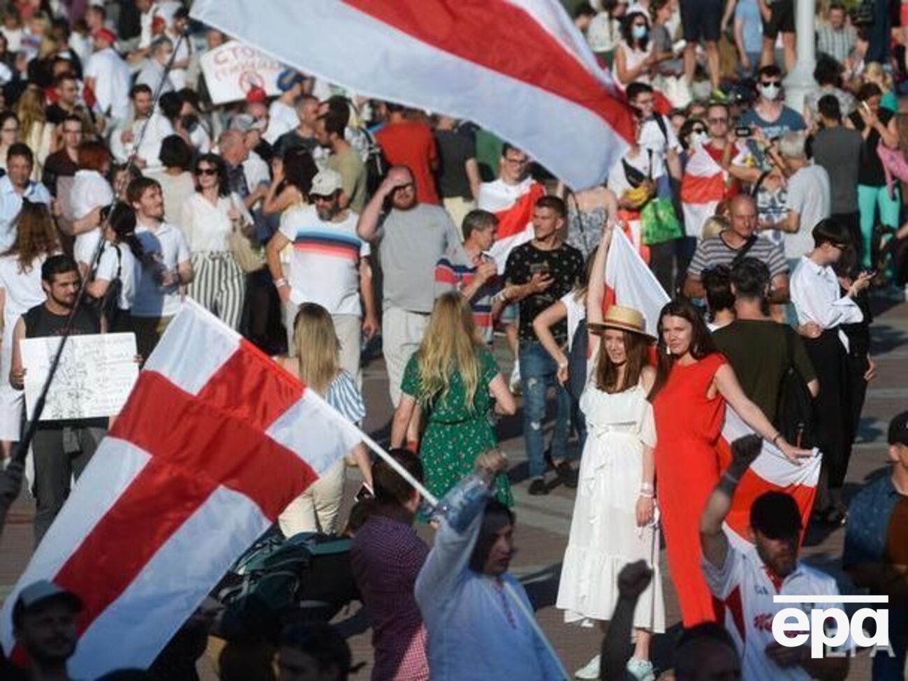 В Беларуси продолжаются акции протеста против признания Лукашенко победителем президентских выборов