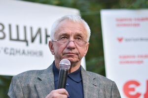 Алексей Кучеренко: Понятно, что власть у нас отождествляется с застройщиками. Однако есть застройщики, которые не лезут в старый жилой фонд