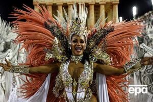 Традиционный карнавал в Рио-де-Жанейро отменили