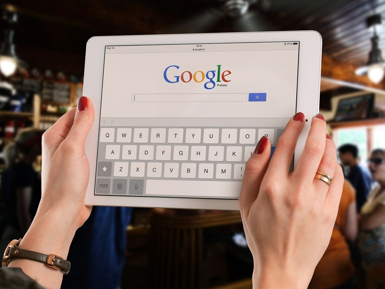 В Google Australia сообщили, что работают над удалением всех изображений священной горы Улуру