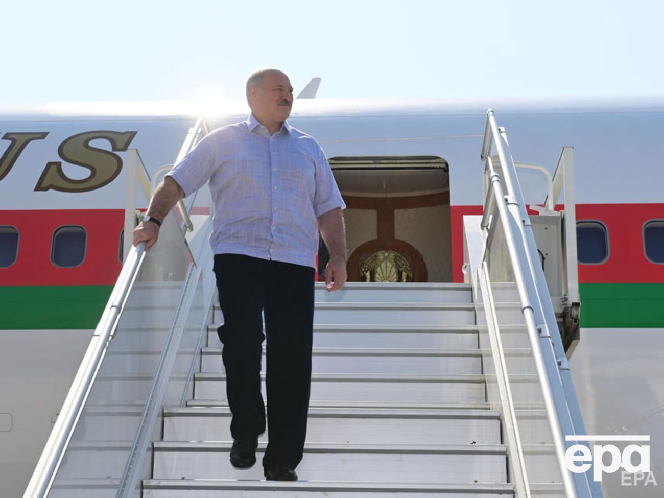 28 июля Лукашенко заявил, что бессимптомно переболел COVID-19