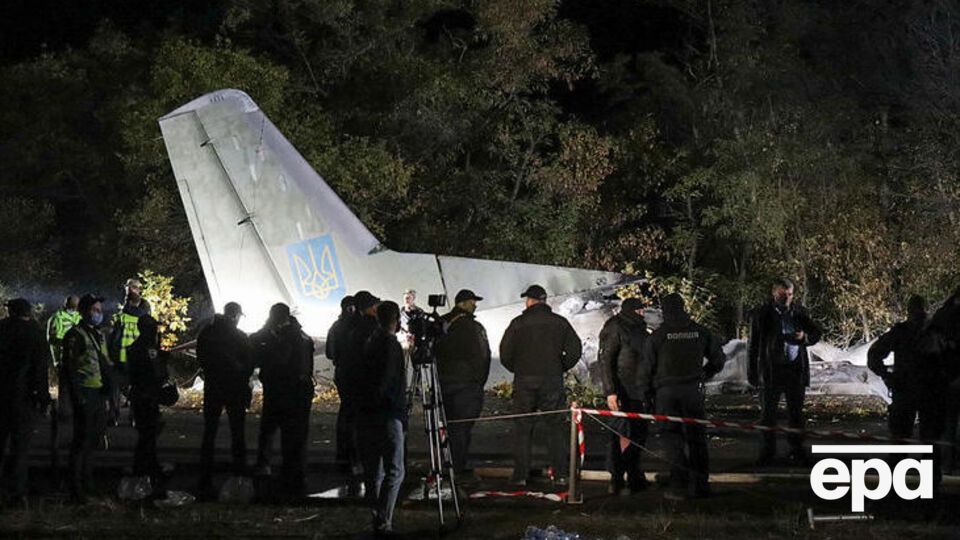 У Харківській області під час приземлення впав і загорівся літак Ан-26