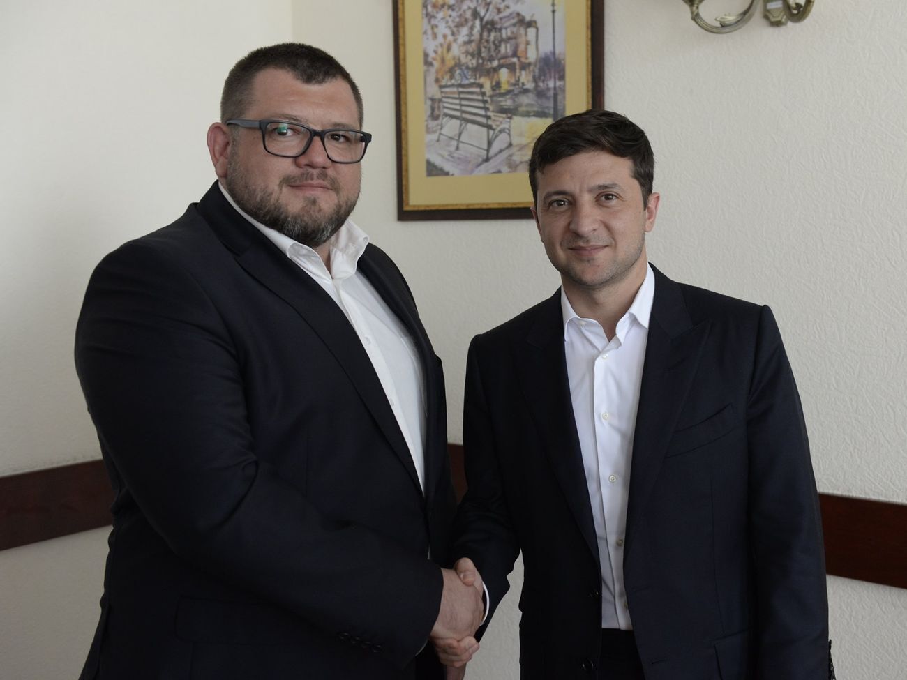 Галушко (слева) больше не хочет находиться в президентской политсиле