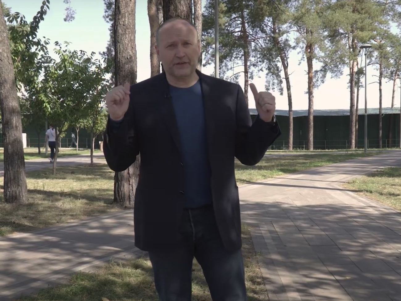 Борислав Береза: Тут намагалися шахраювати з документами і довести, що ділянка, де йде будівництво, не є зеленою зоною. У підсумку просто встановили паркан