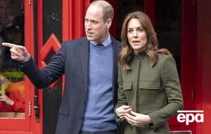 Герцог и герцогиня Кембриджские воспитывают троих детей