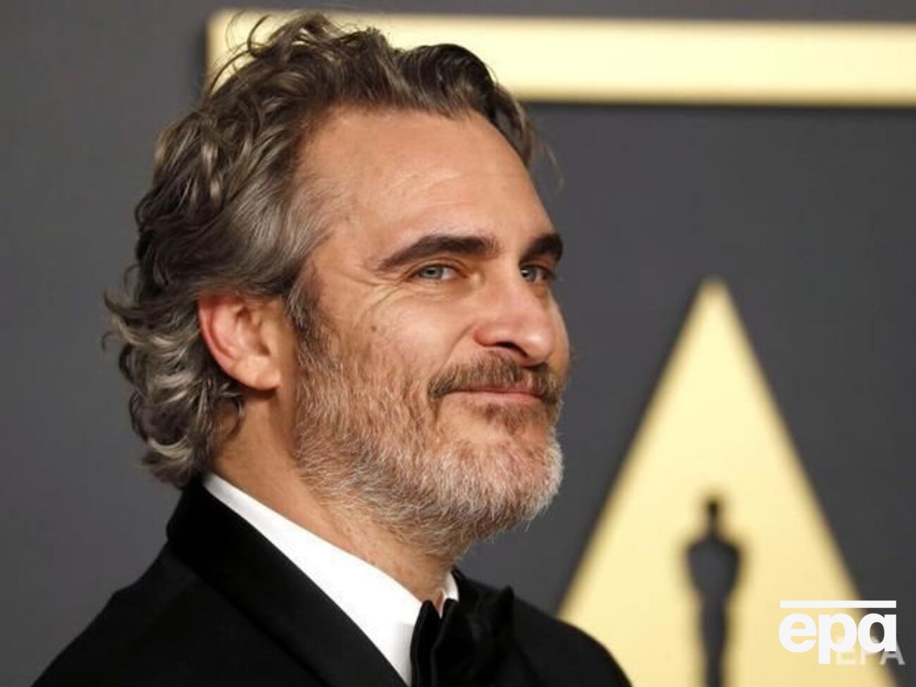 У 45-річного Фенікса народився син