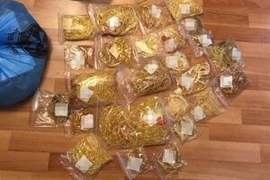 Янтарь с поддельными документами вывозили из страны через аэропорты Борисполь и Львов