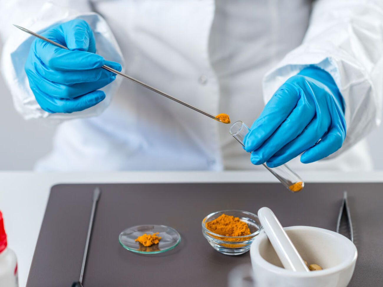 Пострадавшие ели салат "Дружба". В его составе&nbsp;&ndash;&nbsp;плавленый сырок