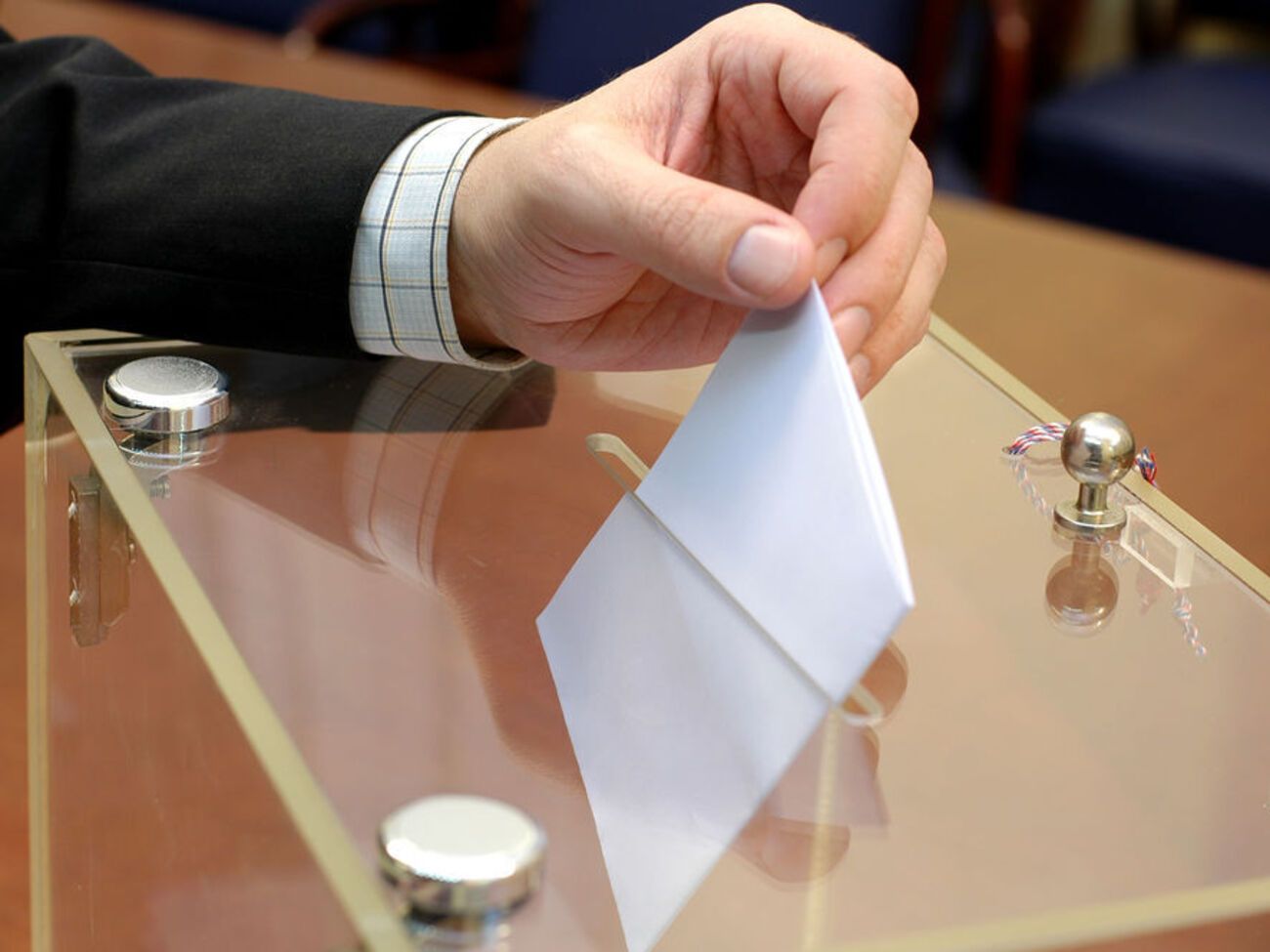 Местные выборы в Украине&nbsp;состоятся 25 октября