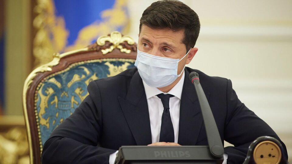Зеленский: Стратегия должна стать фундаментом противодействия коррупции