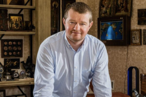 По словам Полякова, основная цель образовательных проектов – поддержка студентов