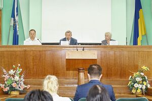 Хворі є й у президії облради