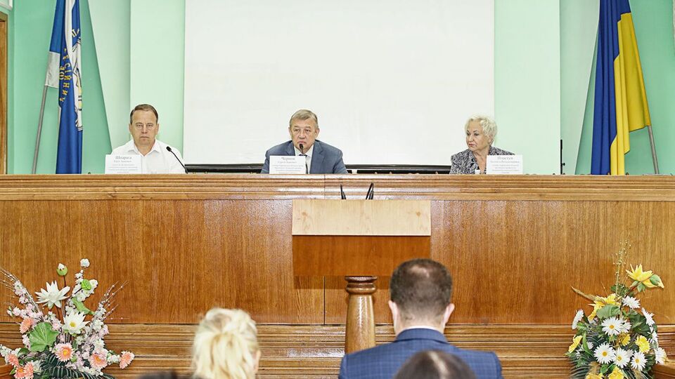 Заболевшие есть и в президиуме облсовета