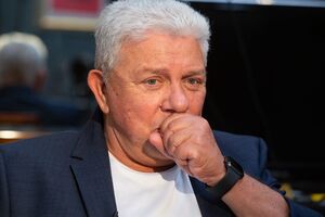Филимонов: Мне бы хотелось ему пожелать не останавливаться. Я понимаю, что медленно…