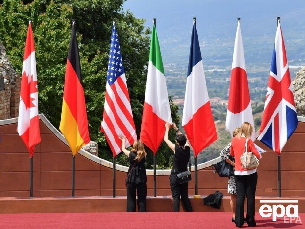 Страны "Большой семерки" заявили, что антикоррупционные органы в Украине должны быть независимыми и с "надежным правовым статусом"&nbsp;