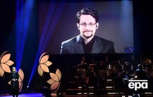 Сноуден скрывается от американского правосудия в России