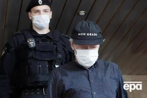 Єфремов (праворуч) кілька разів змінював свідчення щодо своєї провини у ДТП