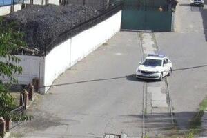 О происшествии полиции охраны сообщила оператор-кассир