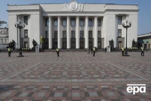 Всего в первый год работы Верховной Рады IX созыва было проведено 117 пленарных заседаний