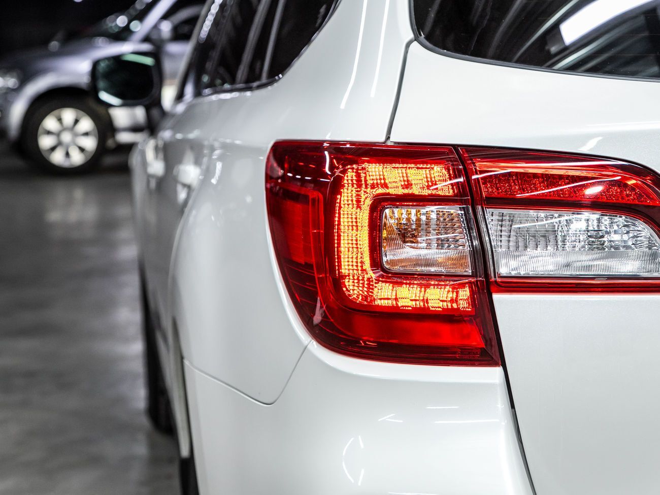 За викрадення автомобілів в Україні каратимуть обмеженням або позбавленням волі