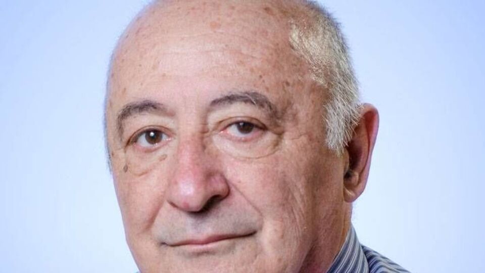 В университете Зеленский-старший возглавляет кафедру