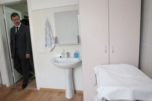 Александр Попов: Авторы "реформы", если у них возникнут проблемы, поедут лечиться за границу, но большинству киевлян это не по карману