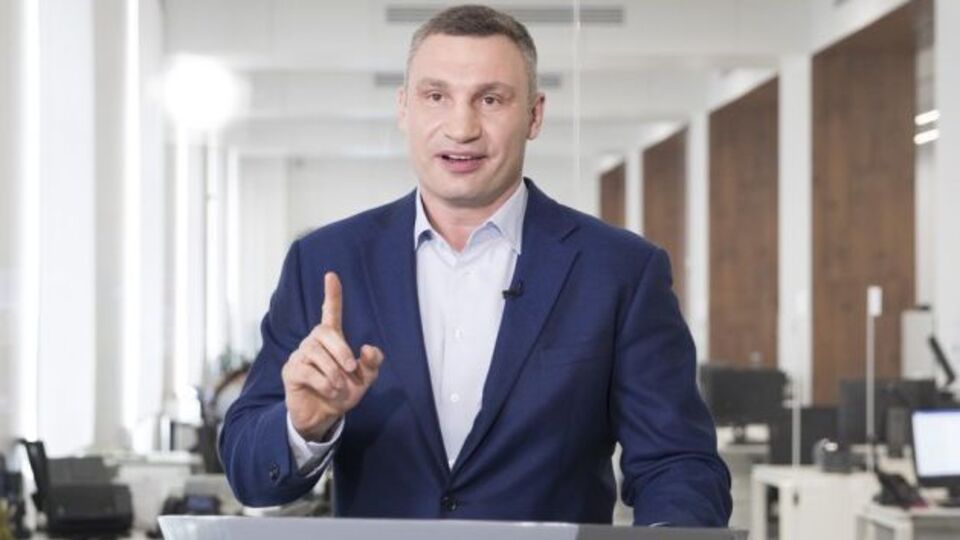 Виталий Кличко: Нам пришлось фактически заново возводить опорные конструкции этих путепроводов