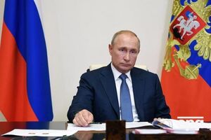 Путин занимает должность президента России с 2000 года с перерывом в 2008–2012 годах