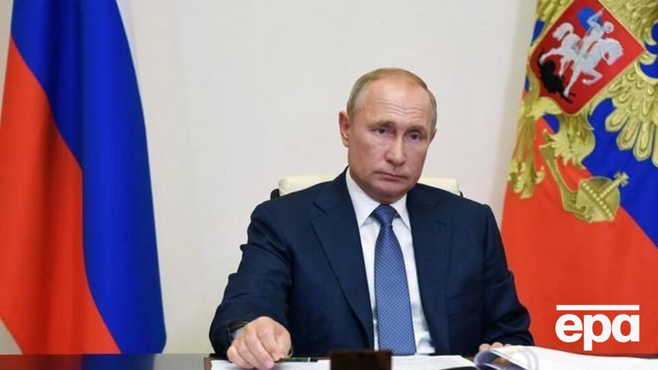 Путін обіймає посаду президента Росії з 2000 року з перервою у 2008–2012 роках