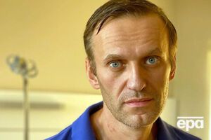 Навальному стало плохо 20 августа, когда он летел из Томска в Москву