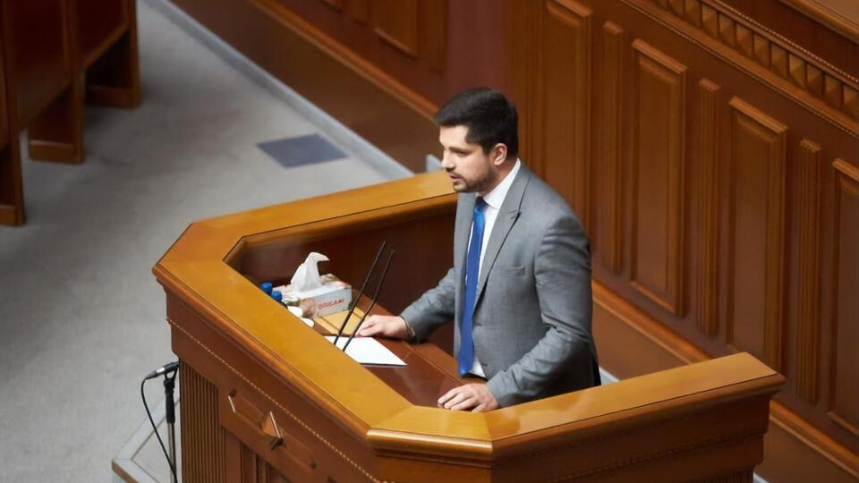 Качура: Вони хочуть зробити національного тютюнового оператора, і під заявлені критерії підходить тільки одна юридична особа – Tedis Ukraine. Чи це не лобізм?