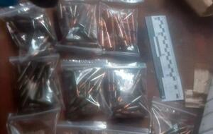 Столичная пенсионерка нашла на собственном балконе боеприпасы к автоматическому оружию